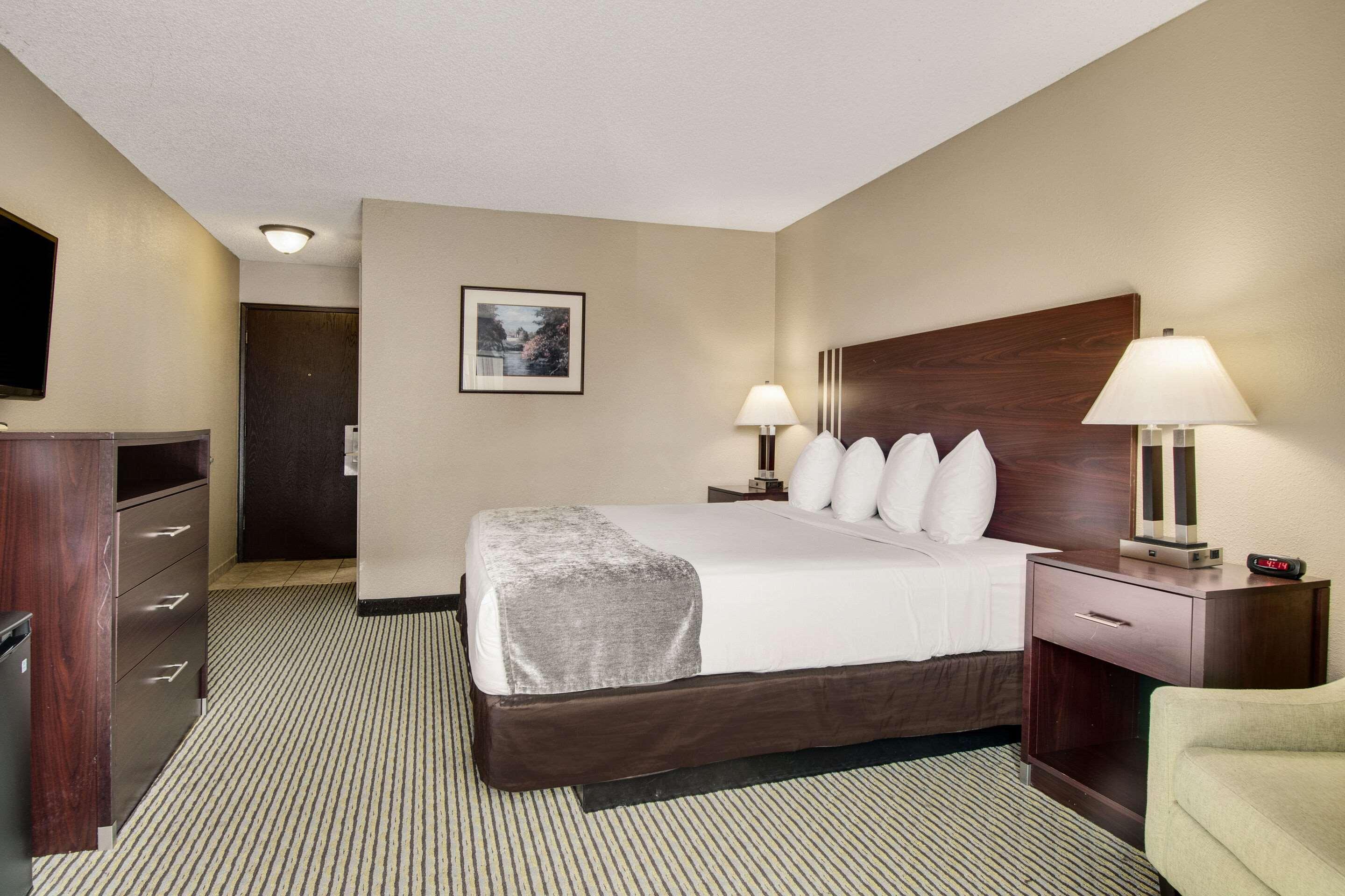 Rodeway Inn & Suites Portland - Jantzen Beach Exterior foto