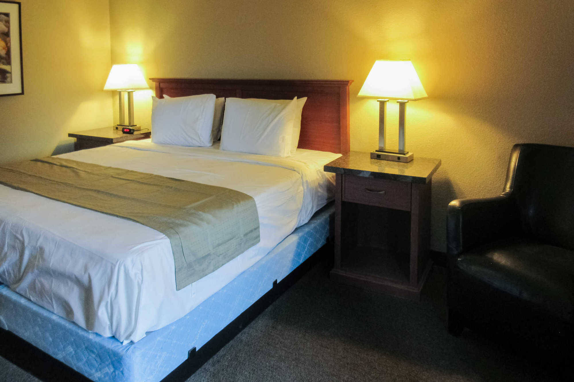 Rodeway Inn & Suites Portland - Jantzen Beach Quarto foto